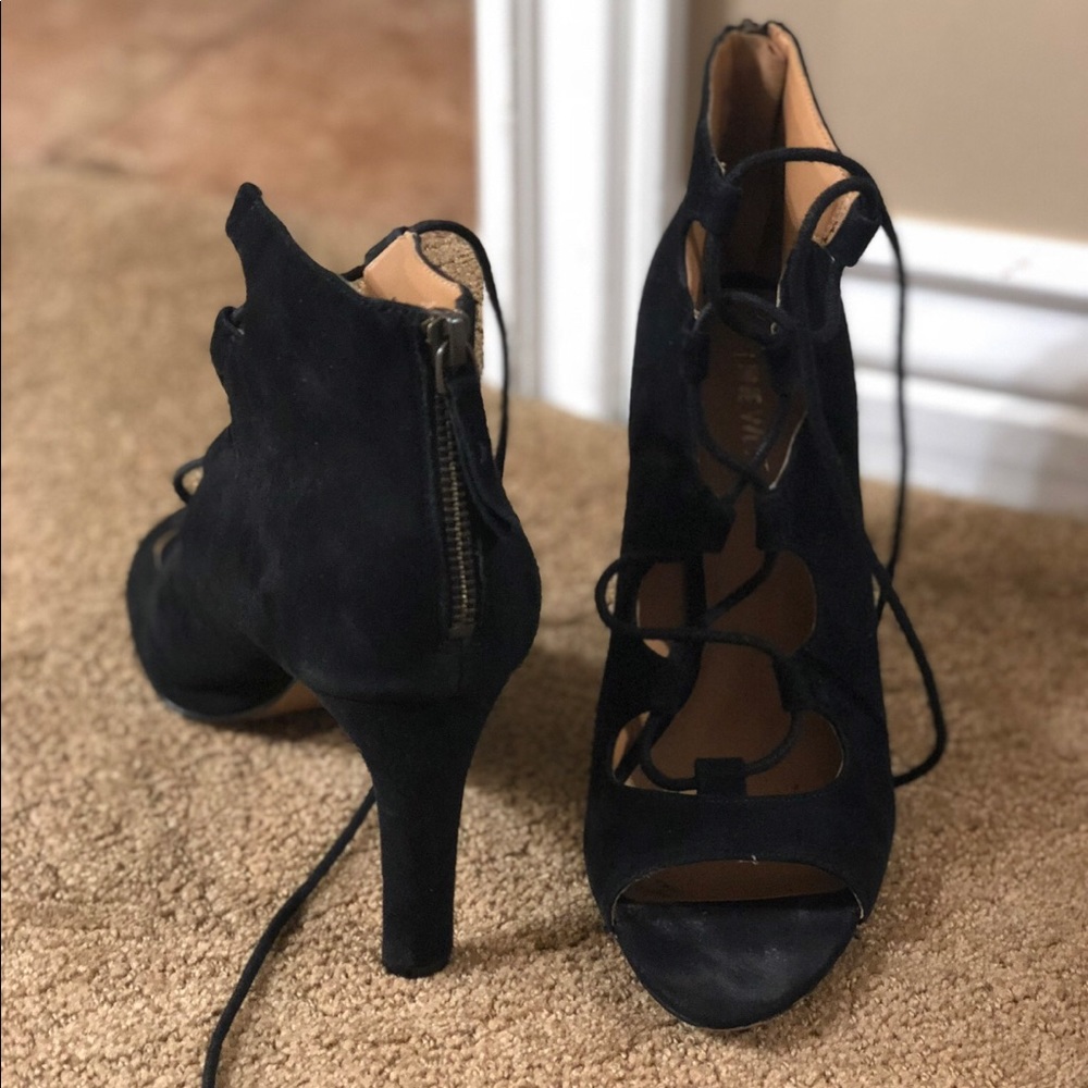 Heels - Picture 2 of 2